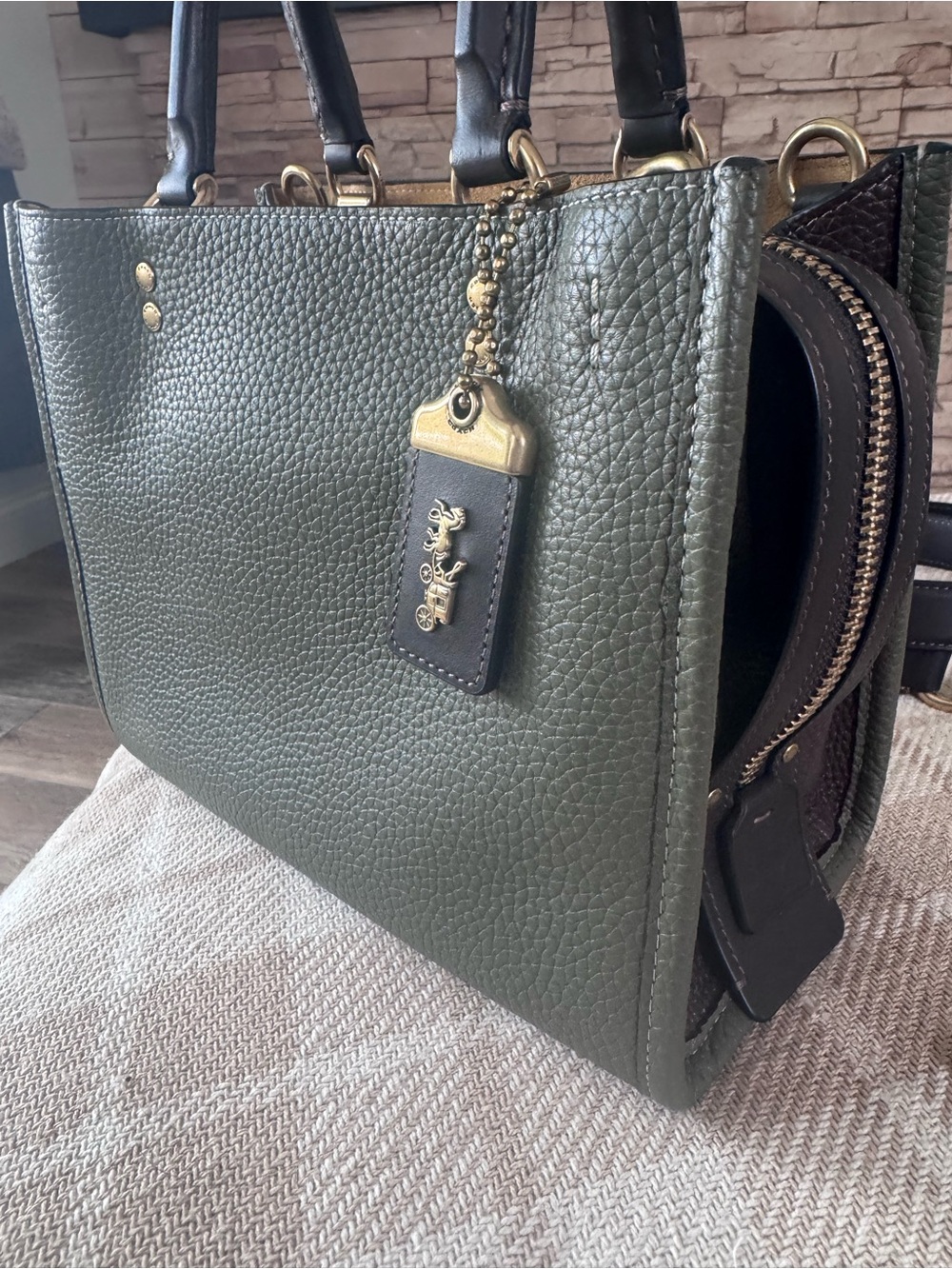 NEW COACH Rogue 25 in Army Green in Regenerative Leather C1764 - pending sale - Picture 8 of 14